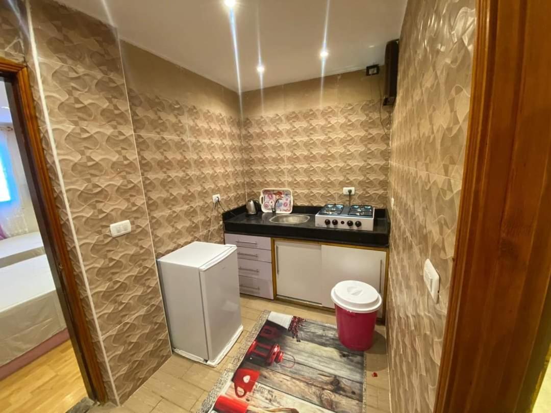 Apartment عباس العقاد *